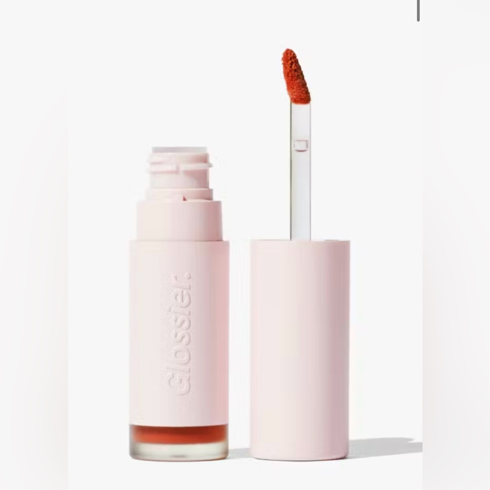 Glossier G Suit Strike Soft Touch Lip Creme